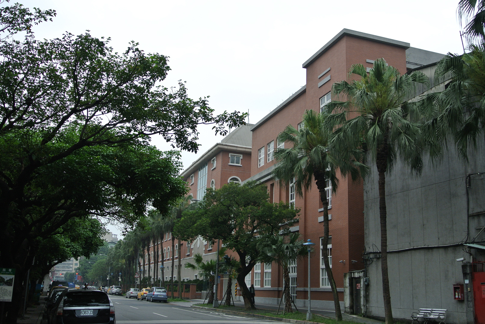 Multifunctional Building, Taipei Municipal Jianguo High School - Sansin ...